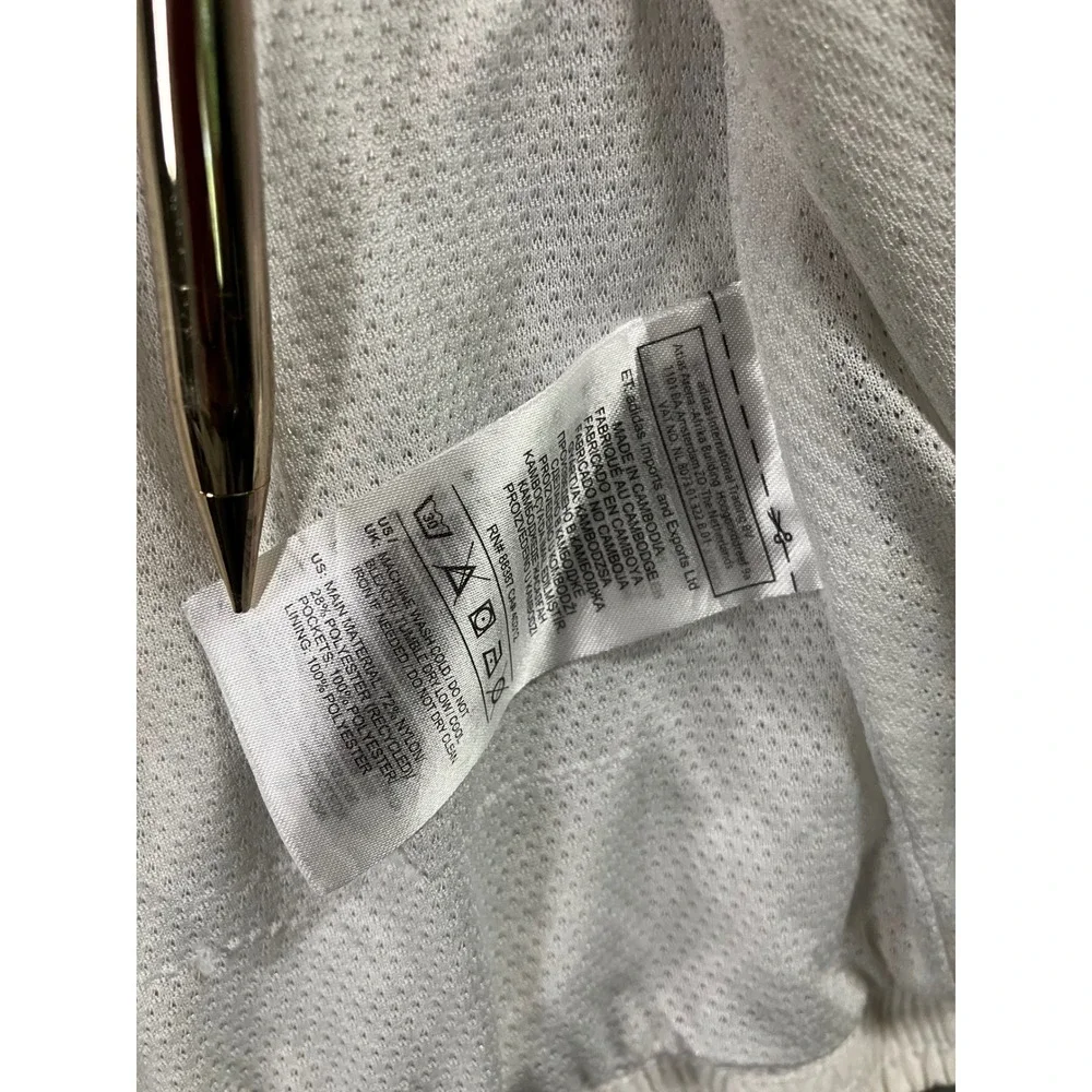 adidas stain interior